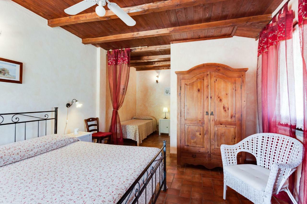 צ'רבטרי Agriturismo Casale Sasso מראה חיצוני תמונה