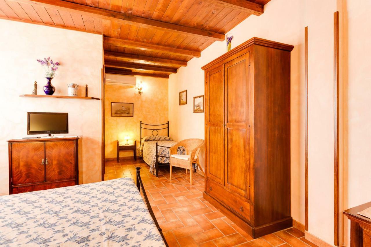 צ'רבטרי Agriturismo Casale Sasso מראה חיצוני תמונה